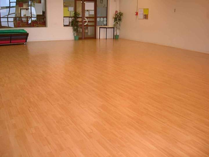 Renovated wood flooring in Le Petit-Quevilly